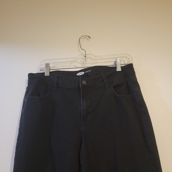 Old Navy Skinny Jeans - Picture 6 of 7